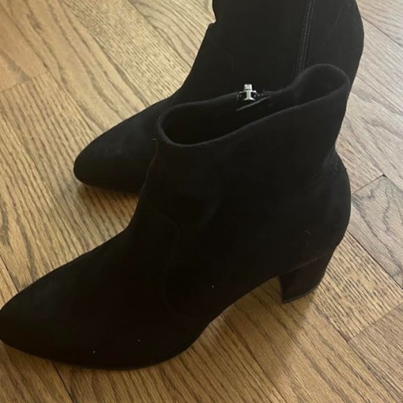 Marc Fisher Boots, size 6, black - Picture 2 of 4